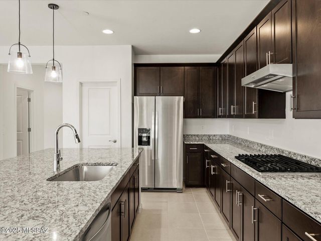 1519 E Cattle Graze Loop, Sahuarita, AZ 85629