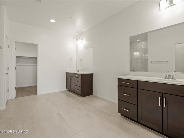 1519 E Cattle Graze Loop, Sahuarita, AZ 85629