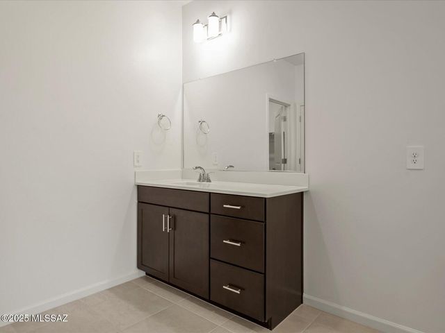 1519 E Cattle Graze Loop, Sahuarita, AZ 85629