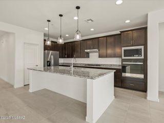 1519 E Cattle Graze Loop, Sahuarita, AZ 85629