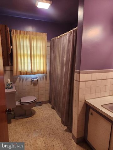 1736 HERITAGE AVE, Lancaster, PA 17603