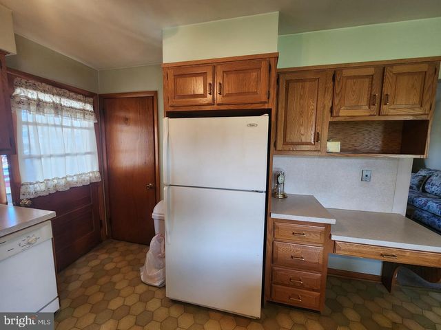 1736 HERITAGE AVE, Lancaster, PA 17603