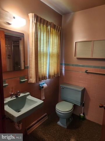 1736 HERITAGE AVE, Lancaster, PA 17603