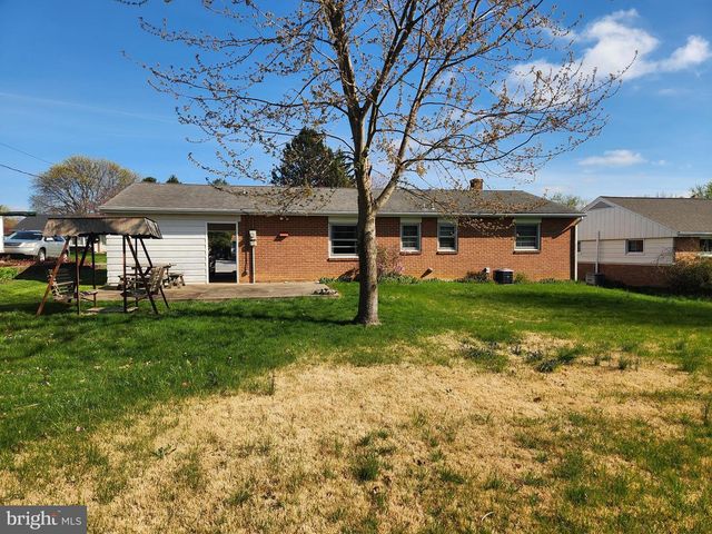 1736 HERITAGE AVE, Lancaster, PA 17603