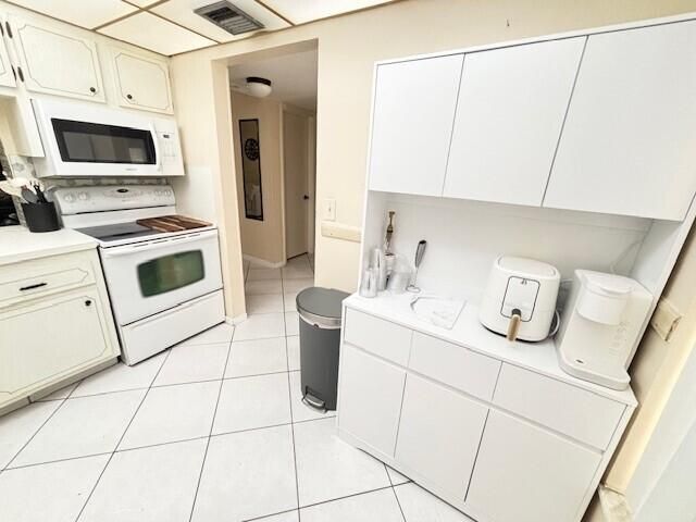 6161 NW 57th Court 103, Tamarac, FL 33319