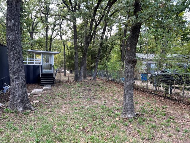 254 Loving Lane, Gun Barrel City, TX 75156