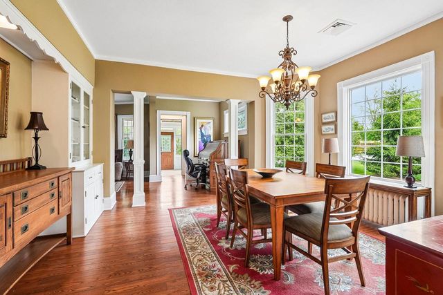 10763 N Cedarburg ROAD, Mequon, WI 53092