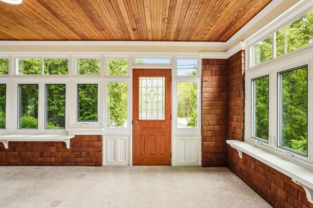 10763 N Cedarburg ROAD, Mequon, WI 53092