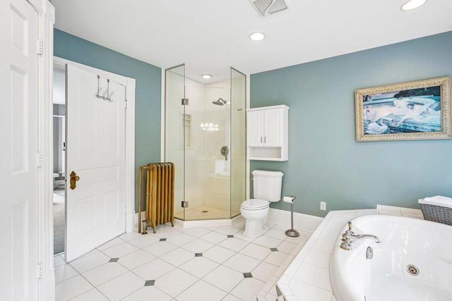 10763 N Cedarburg ROAD, Mequon, WI 53092