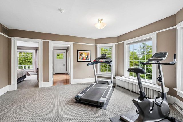 10763 N Cedarburg ROAD, Mequon, WI 53092