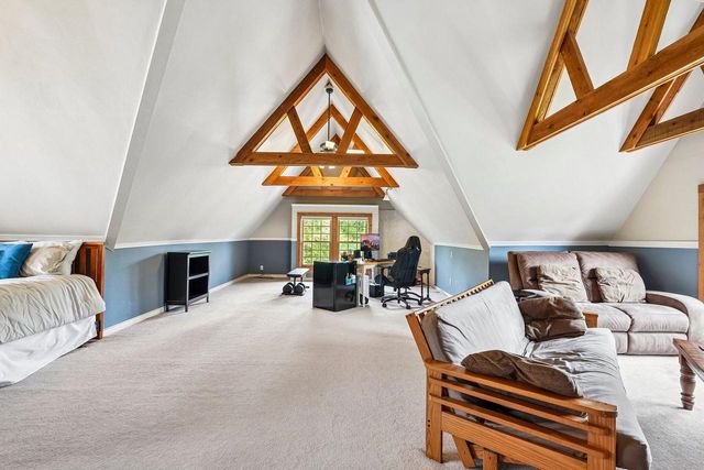 10763 N Cedarburg ROAD, Mequon, WI 53092