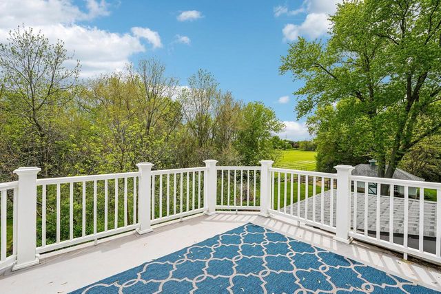 10763 N Cedarburg ROAD, Mequon, WI 53092