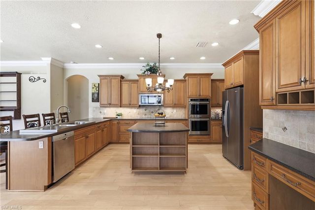 18186 Sandy Pines CIR, North Fort Myers, FL 33917