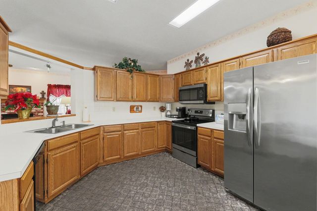 3047 N Bramblewood, Wichita, KS 67226