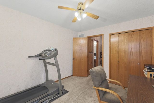 3047 N Bramblewood, Wichita, KS 67226