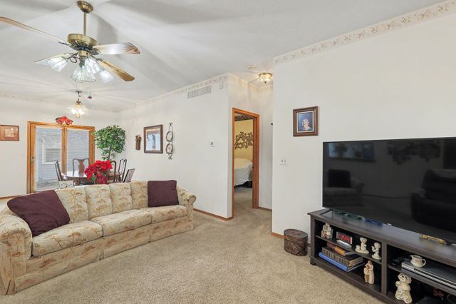 3047 N Bramblewood, Wichita, KS 67226