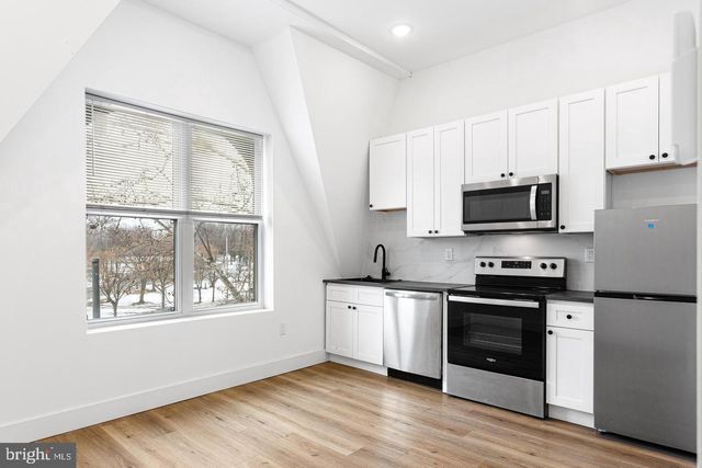 2317 N 33RD ST, Philadelphia, PA 19132