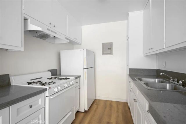 1422 N Curson Avenue 3, Los Angeles, CA 90046
