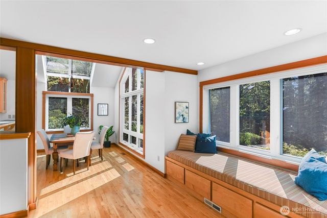 15068 Komedal Road NE, Bainbridge Island, WA 98110