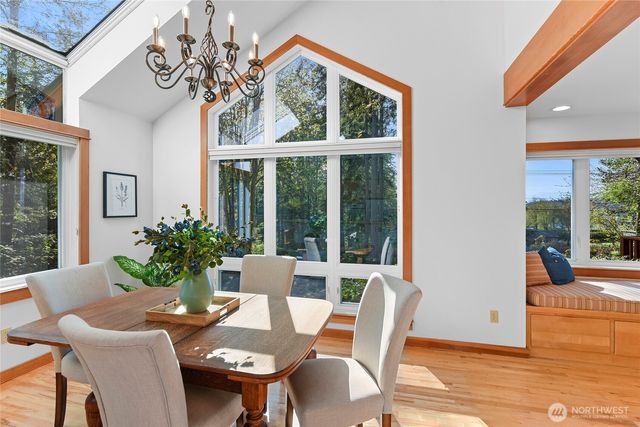 15068 Komedal Road NE, Bainbridge Island, WA 98110