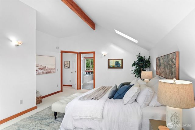 15068 Komedal Road NE, Bainbridge Island, WA 98110