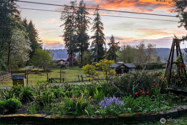 15068 Komedal Road NE, Bainbridge Island, WA 98110
