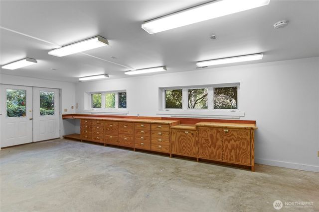 15068 Komedal Road NE, Bainbridge Island, WA 98110