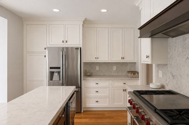 55 Coburn Rd, Weston, MA 02493