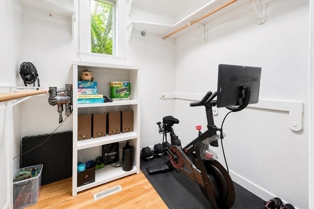 55 Coburn Rd, Weston, MA 02493
