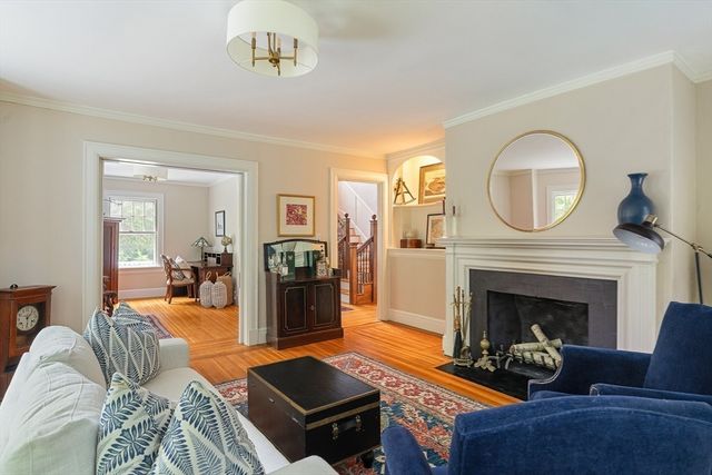 55 Coburn Rd, Weston, MA 02493