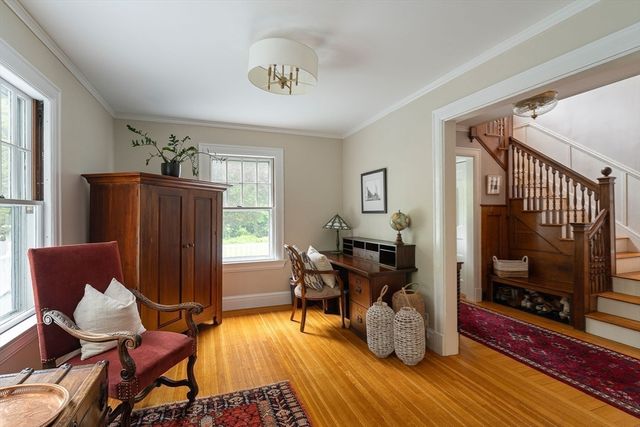 55 Coburn Rd, Weston, MA 02493