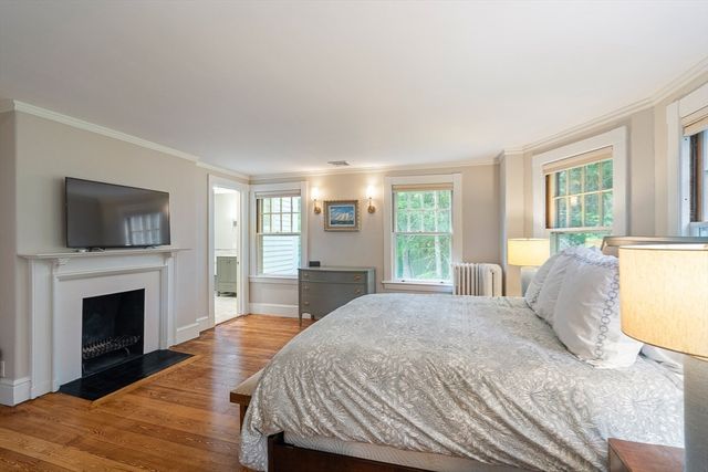 55 Coburn Rd, Weston, MA 02493