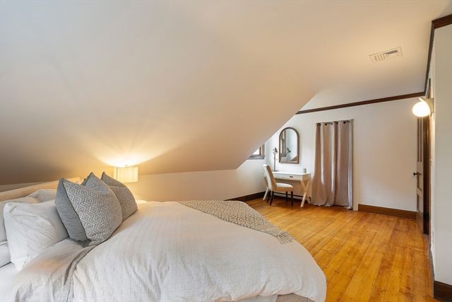 55 Coburn Rd, Weston, MA 02493