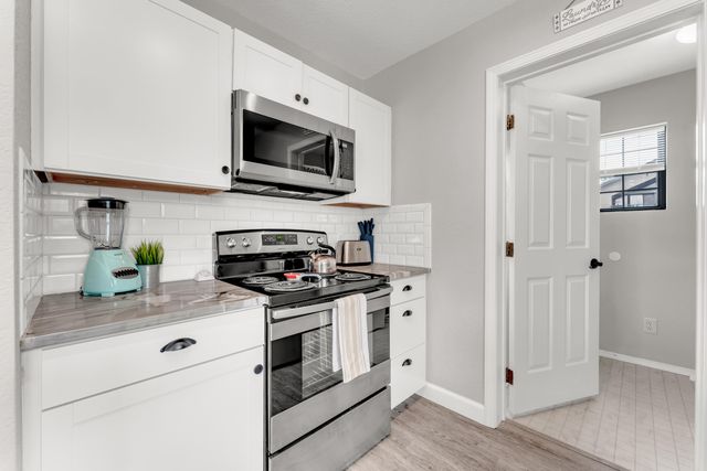2700 Green Mountain Drive 5, Branson, MO 65616