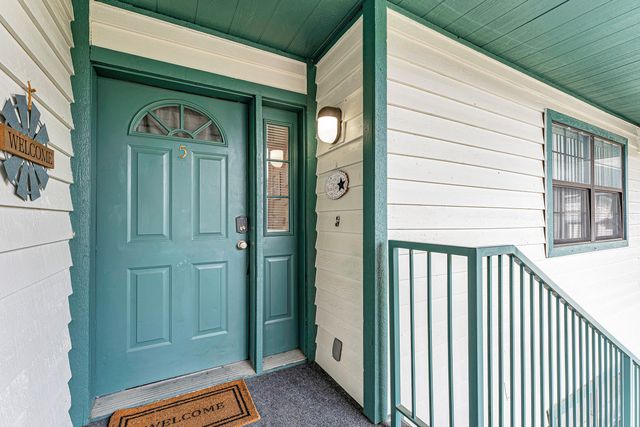2700 Green Mountain Drive 5, Branson, MO 65616