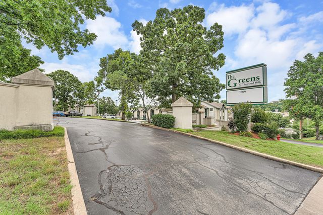 2700 Green Mountain Drive 5, Branson, MO 65616
