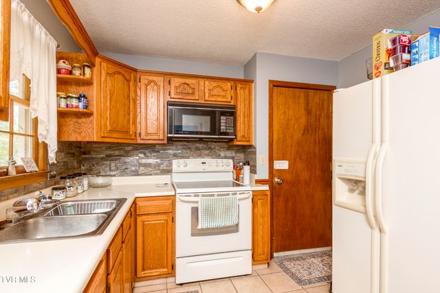 226 High Oak Drive, Bristol, VA 24201