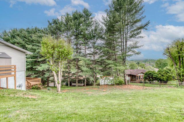 226 High Oak Drive, Bristol, VA 24201