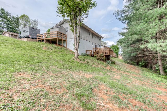 226 High Oak Drive, Bristol, VA 24201