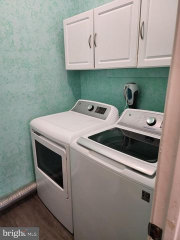 115 LAYTON DR, New Castle, DE 19720