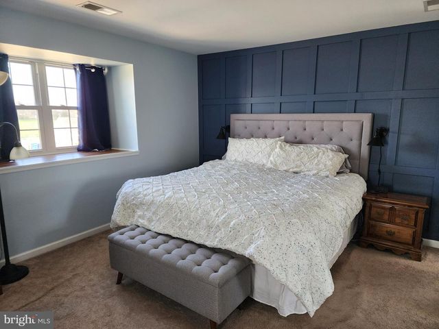 115 LAYTON DR, New Castle, DE 19720