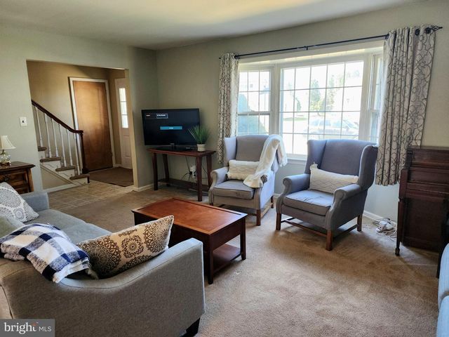 115 LAYTON DR, New Castle, DE 19720