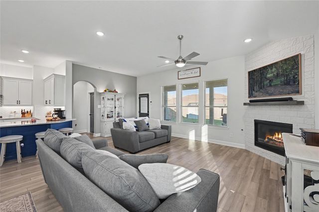 1635 Waukegan Road, Conroe, TX 77306