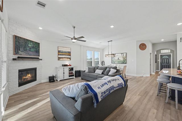 1635 Waukegan Road, Conroe, TX 77306
