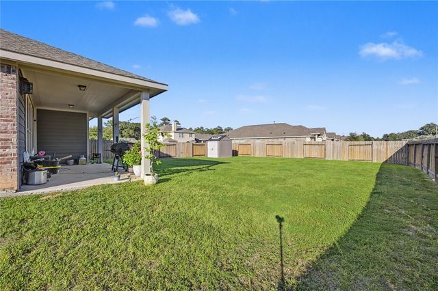 1635 Waukegan Road, Conroe, TX 77306