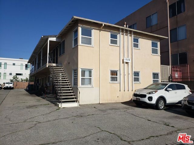 1329 S Hoover Street, Los Angeles, CA 90006
