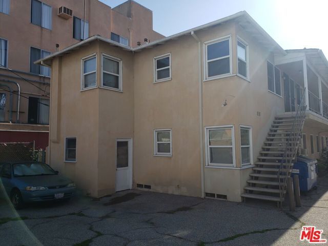 1329 S Hoover Street, Los Angeles, CA 90006