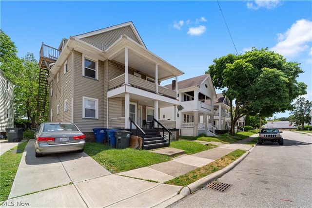 1279 Idlewood Avenue, Lakewood, OH 44107