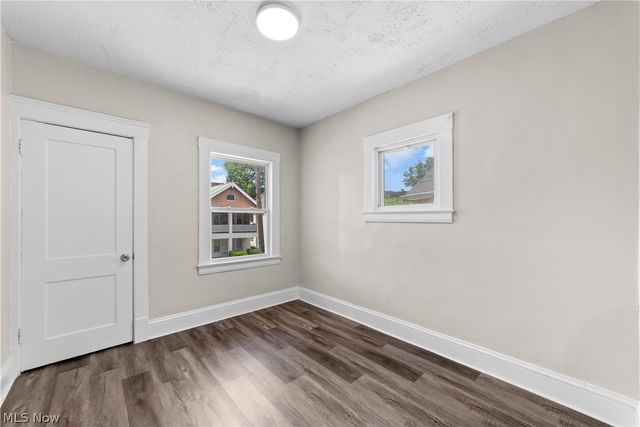 1279 Idlewood Avenue, Lakewood, OH 44107