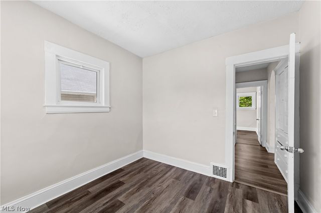 1279 Idlewood Avenue, Lakewood, OH 44107